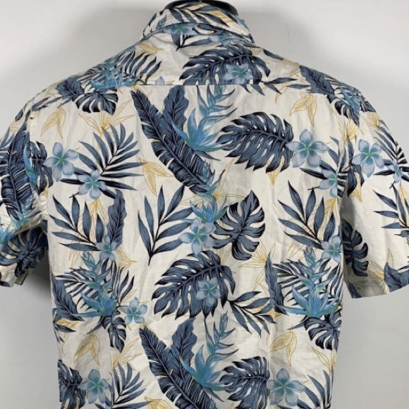 Quicksilver Small or Childs Hawaiian Aloha Shirt Button Down Casual EUC Blue - Picture 6 of 7